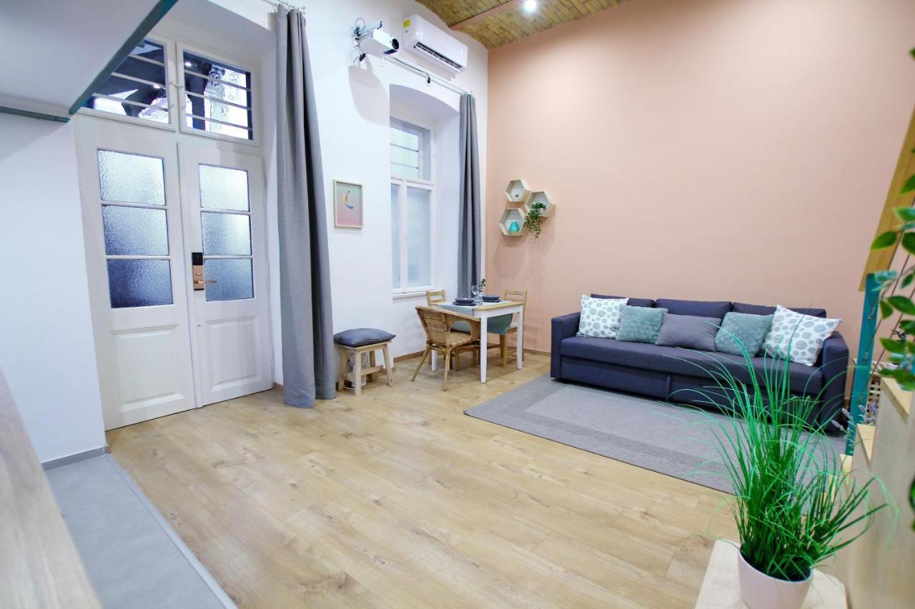 Lovely&Modern Downtown Apartment With Free Parking بودابست المظهر الخارجي الصورة